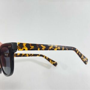 Cole Haan Women’s Tortoise Shell Sunglasses - Amber Brown C6069  11  52-19-140